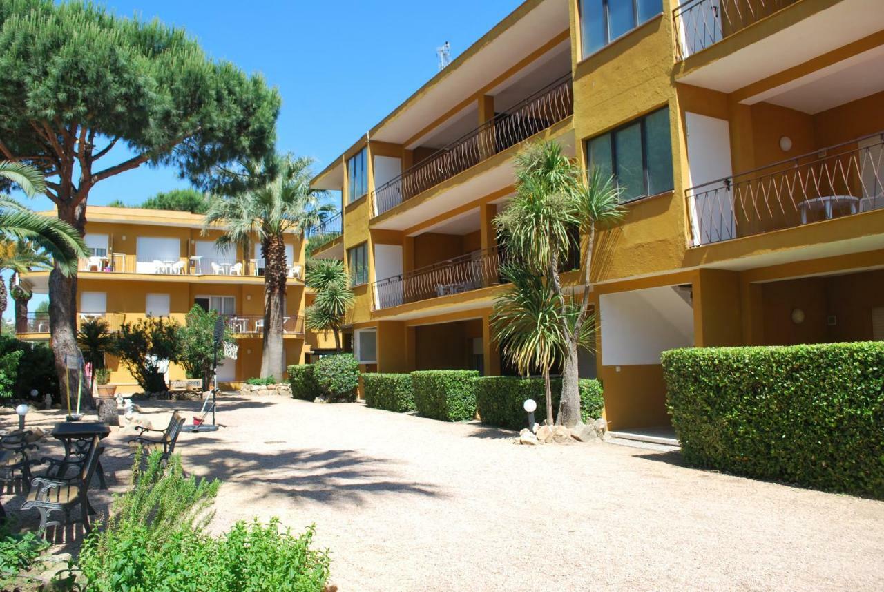 Apartamentos Les Palmeres Platja d'Aro Esterno foto