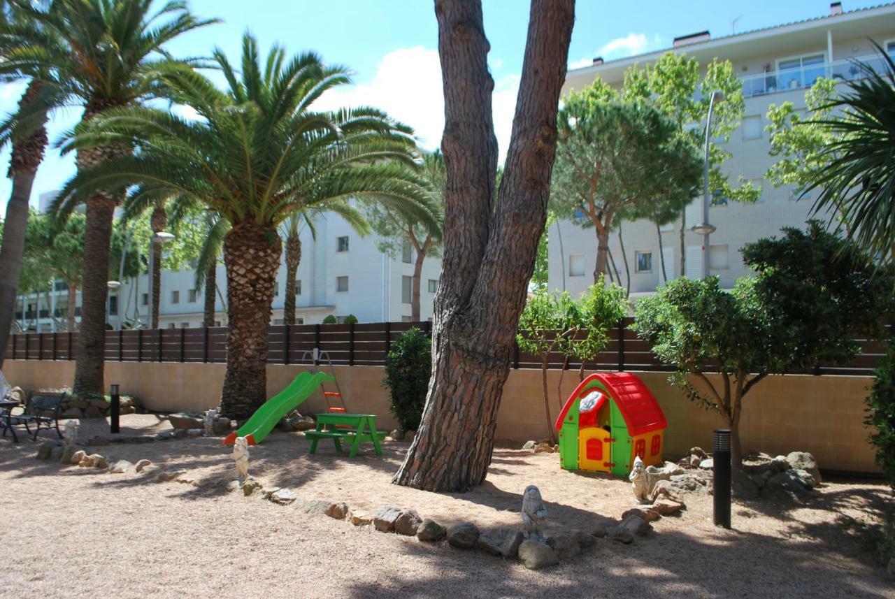 Apartamentos Les Palmeres Platja d'Aro Esterno foto