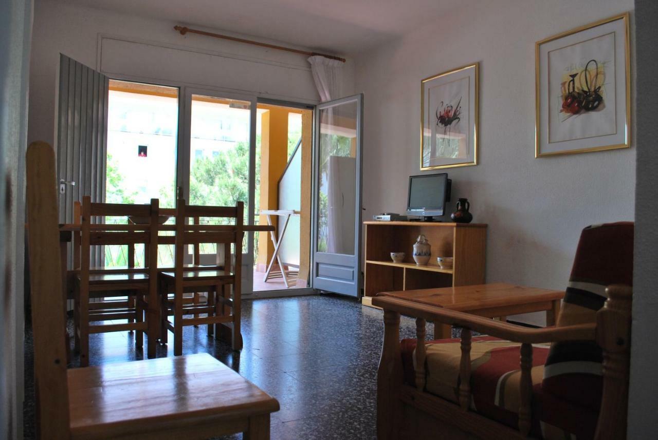 Apartamentos Les Palmeres Platja d'Aro Esterno foto